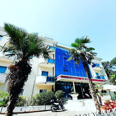 Aries Aparthotel