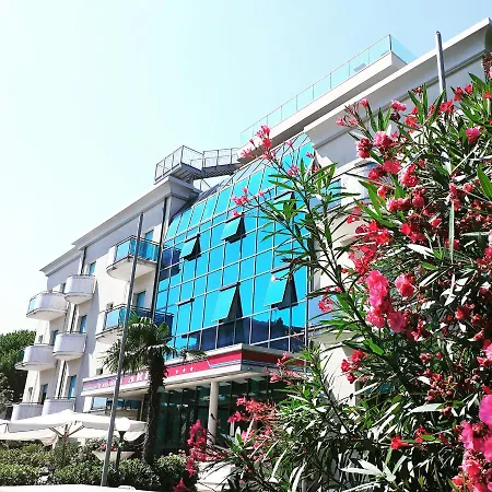 Aparthotel Aries Cesenatico