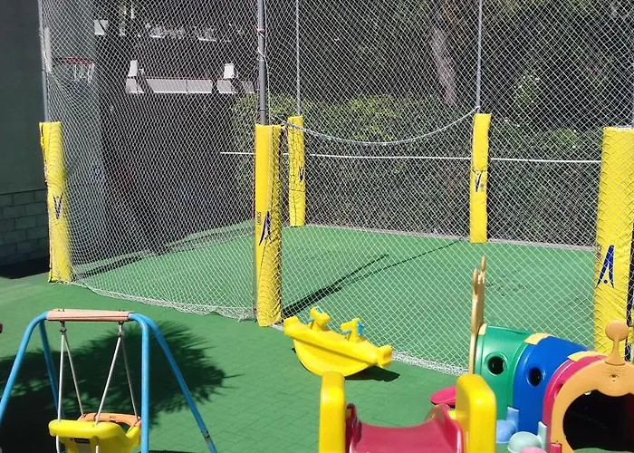 Apartahotel Aries 3*